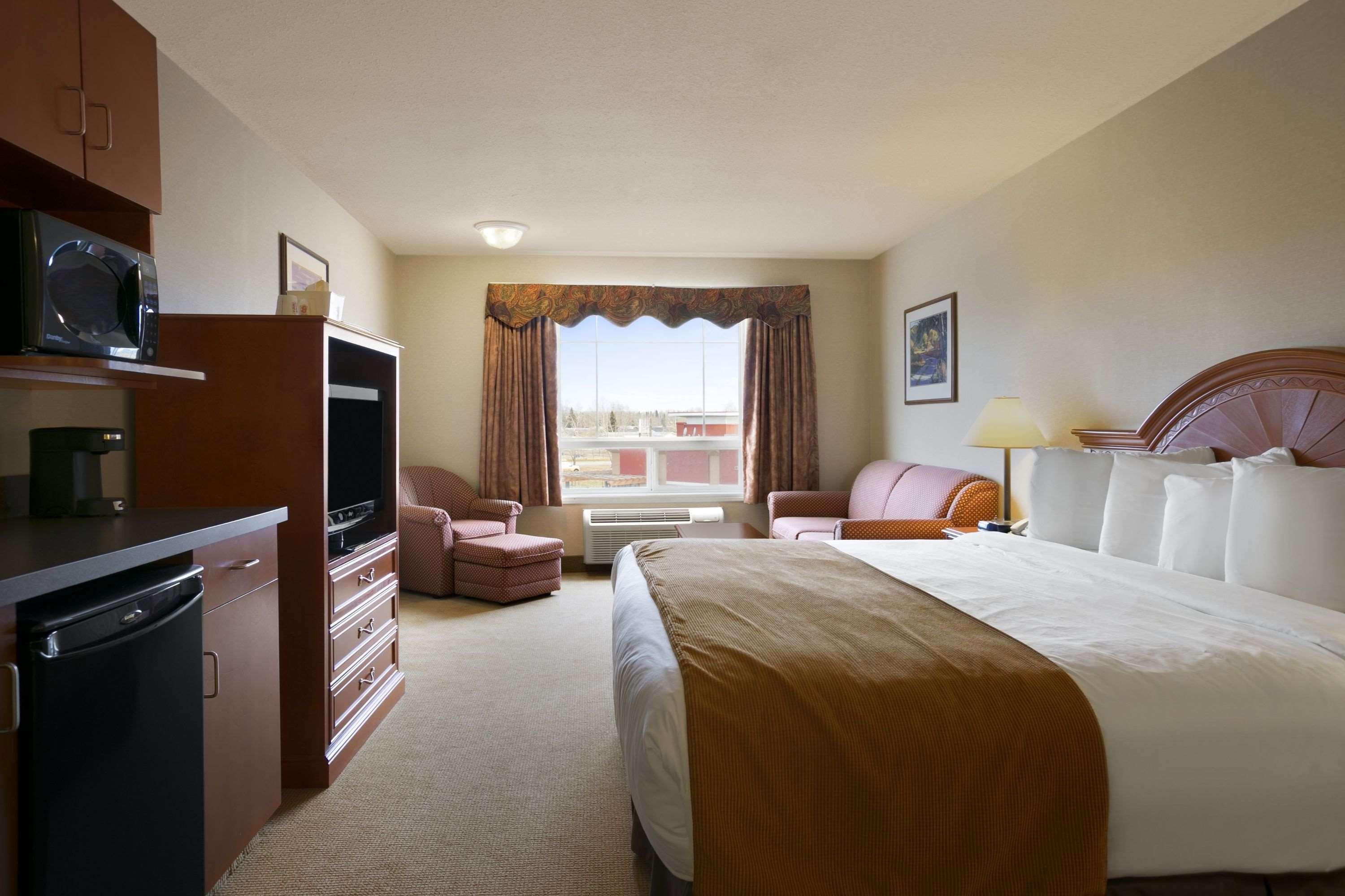 Super 8 By Wyndham Fort Nelson Bc Εξωτερικό φωτογραφία